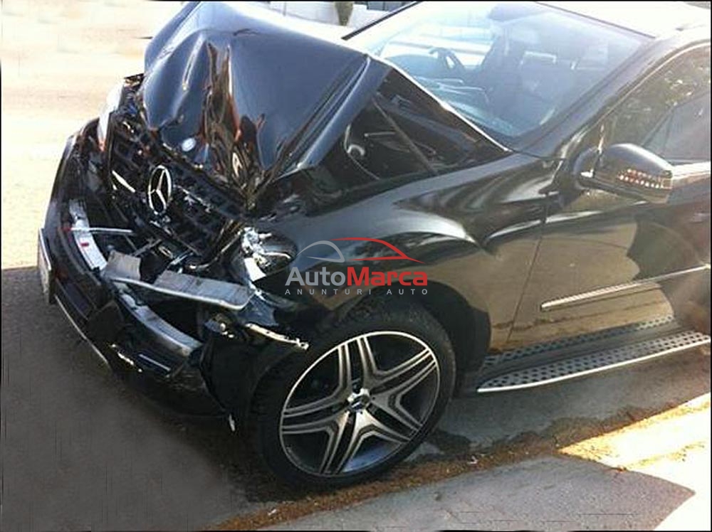 Cumpar Mercedes ML  avariat, accidentat,...